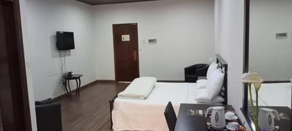 Bbh Senegal Hotel 3*